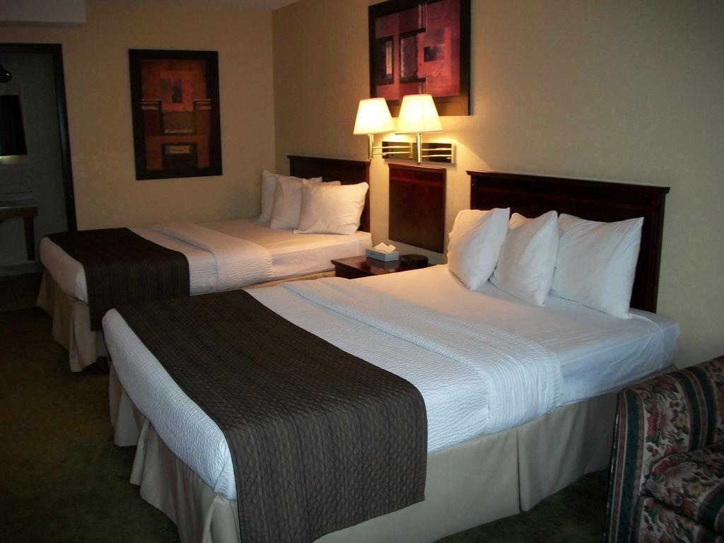 Wallaceburg Inn