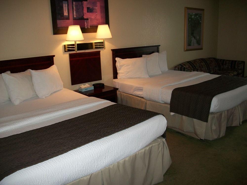 Wallaceburg Inn