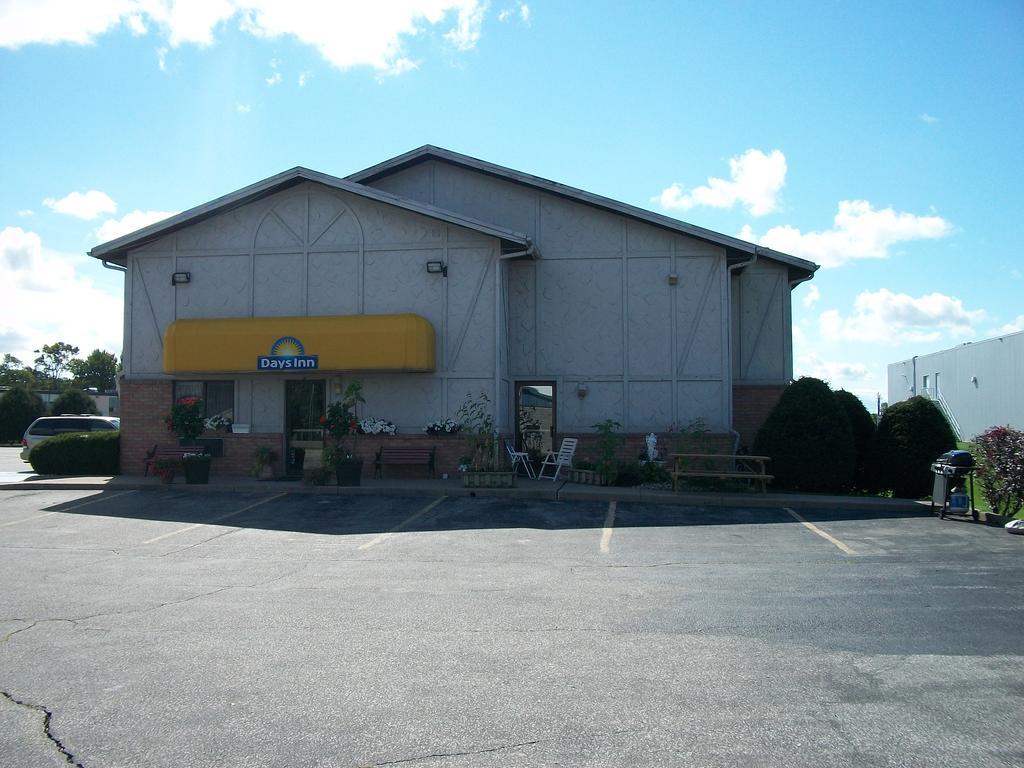 Wallaceburg Inn