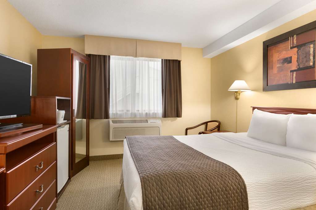 Wallaceburg Inn