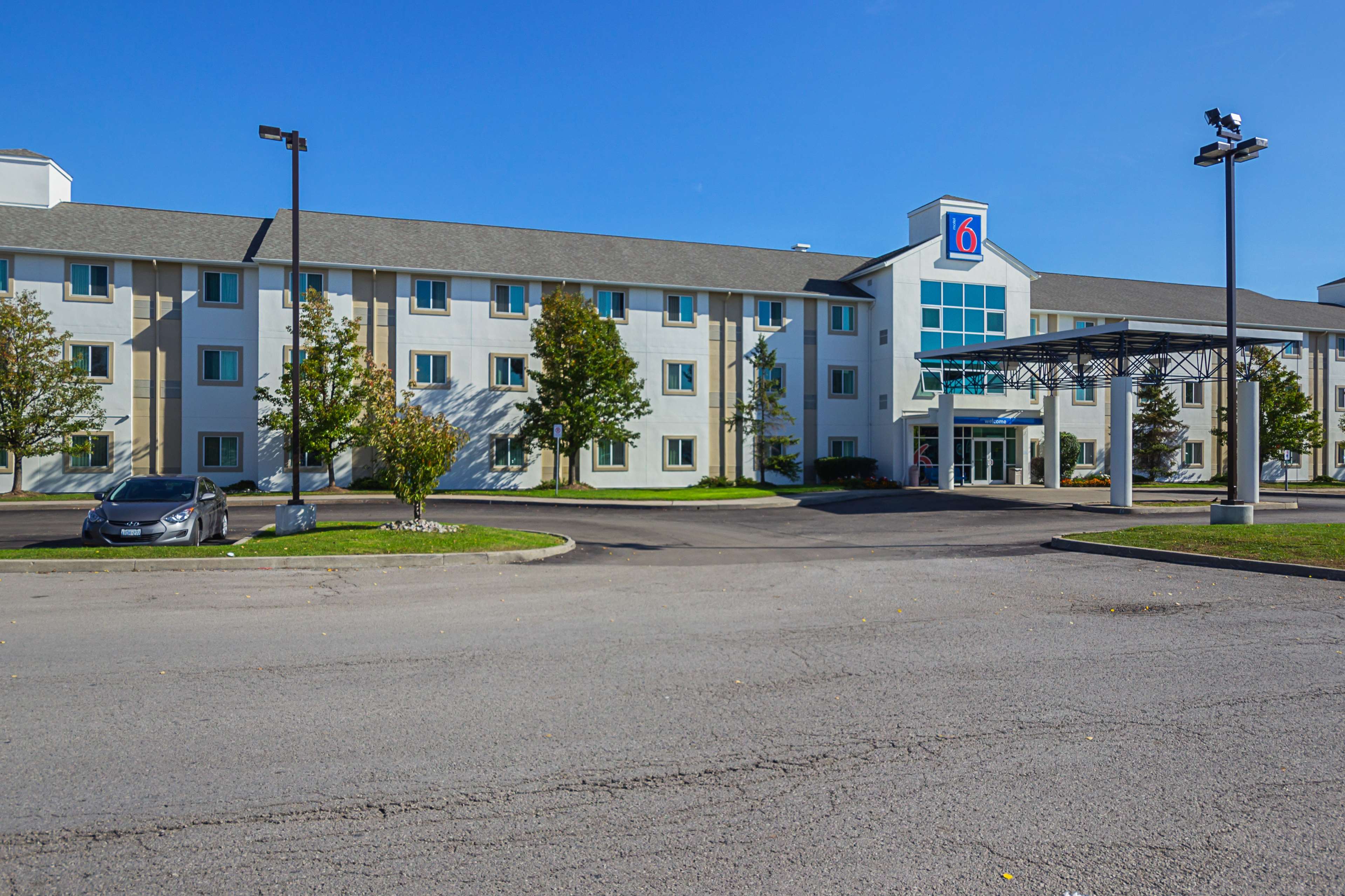 Motel 6 Toronto East Whitby