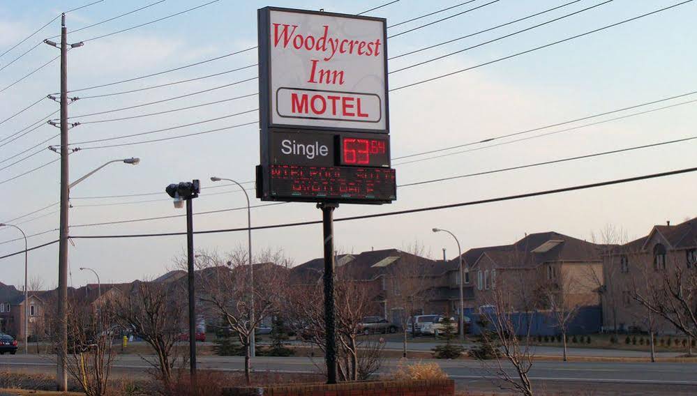 Woodycrest Motel