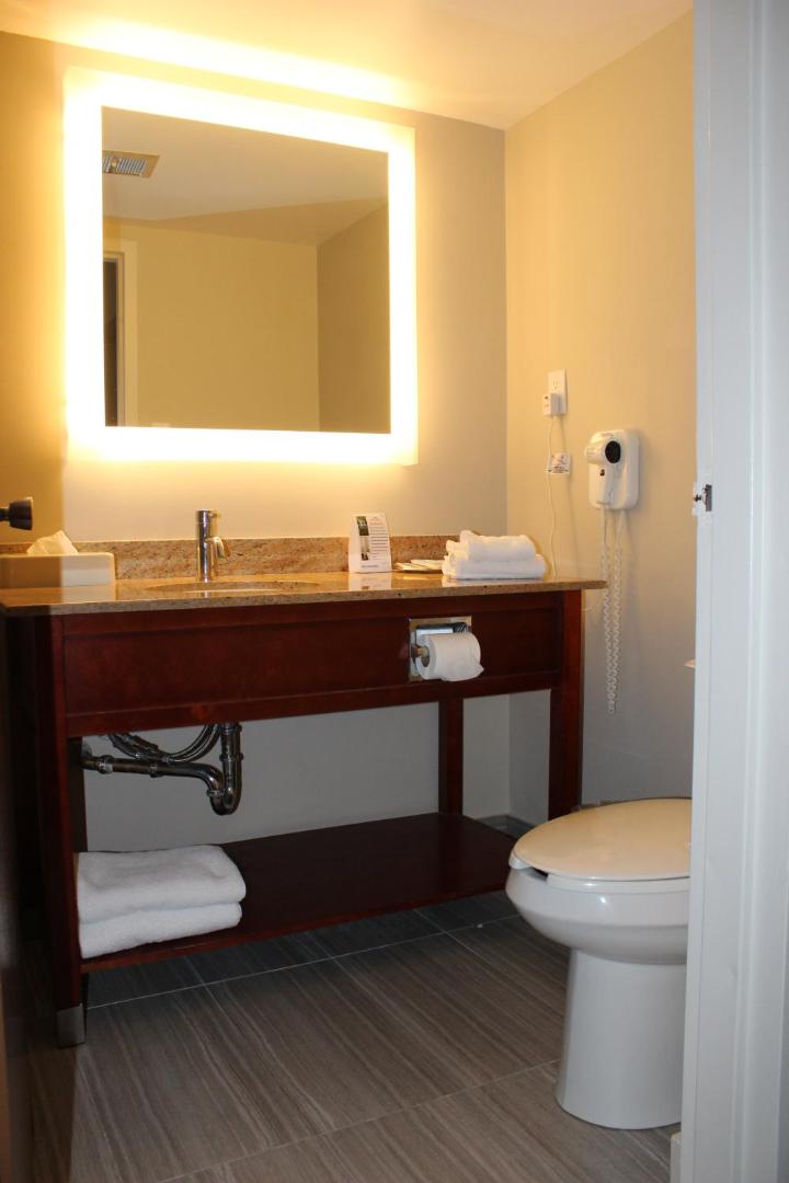 SureStay Plus by Best Western Windsor