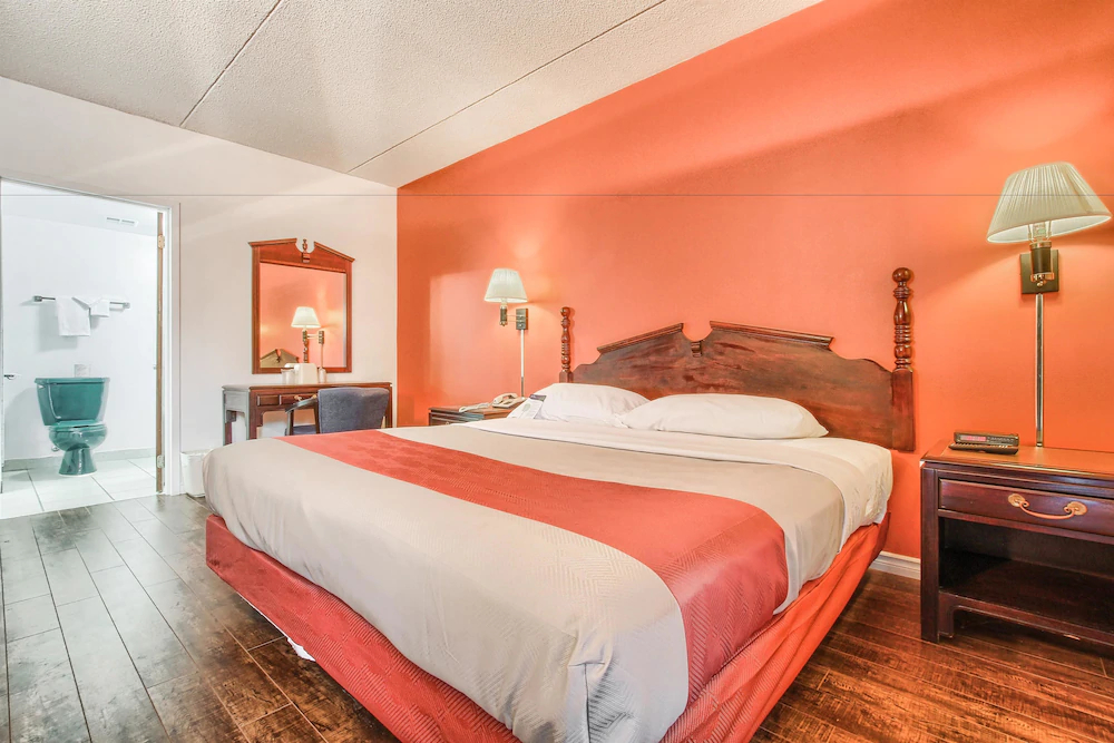 Motel 6 Windsor On