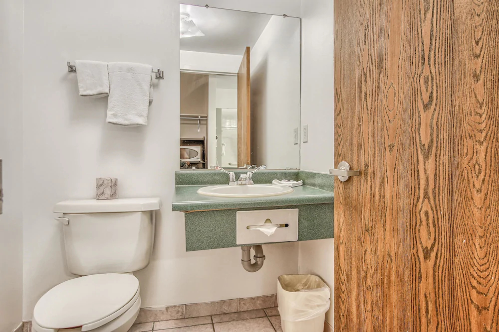 Motel 6 Windsor On