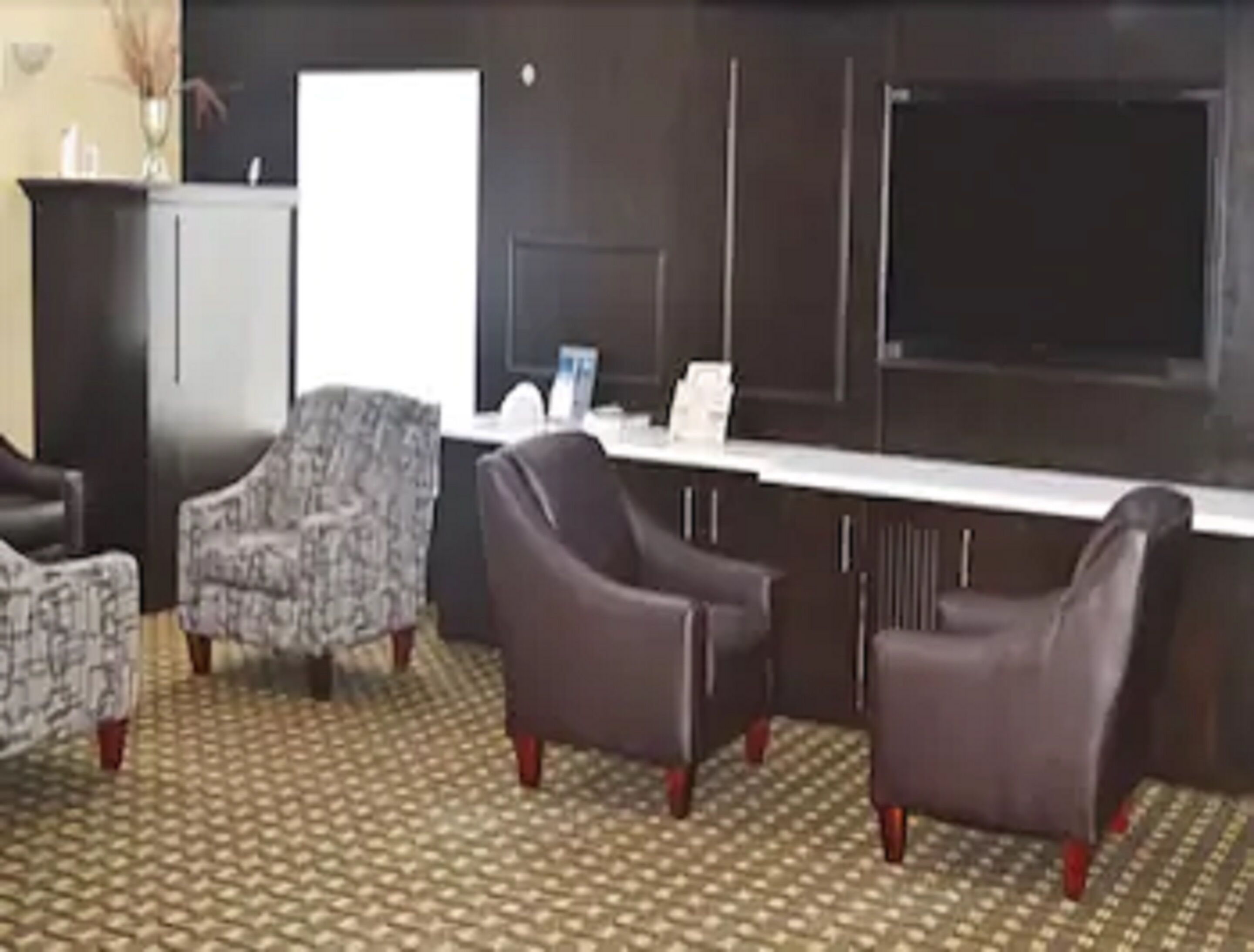Spark by Hilton Woodstock