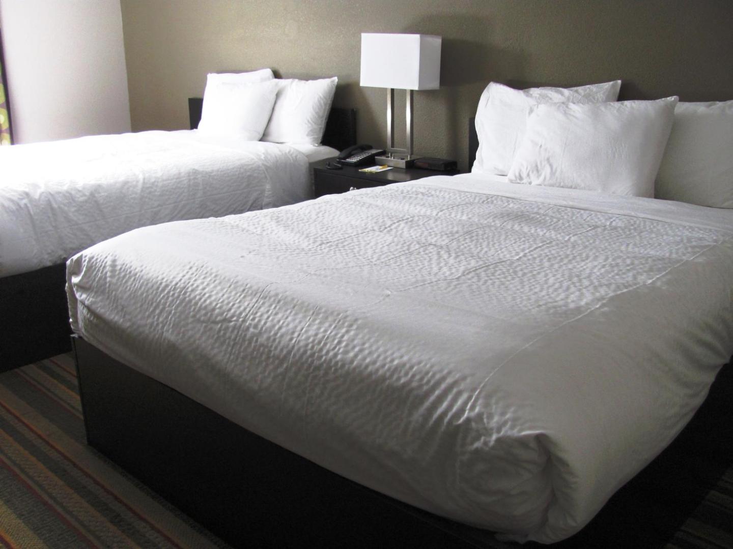 Spark by Hilton Woodstock
