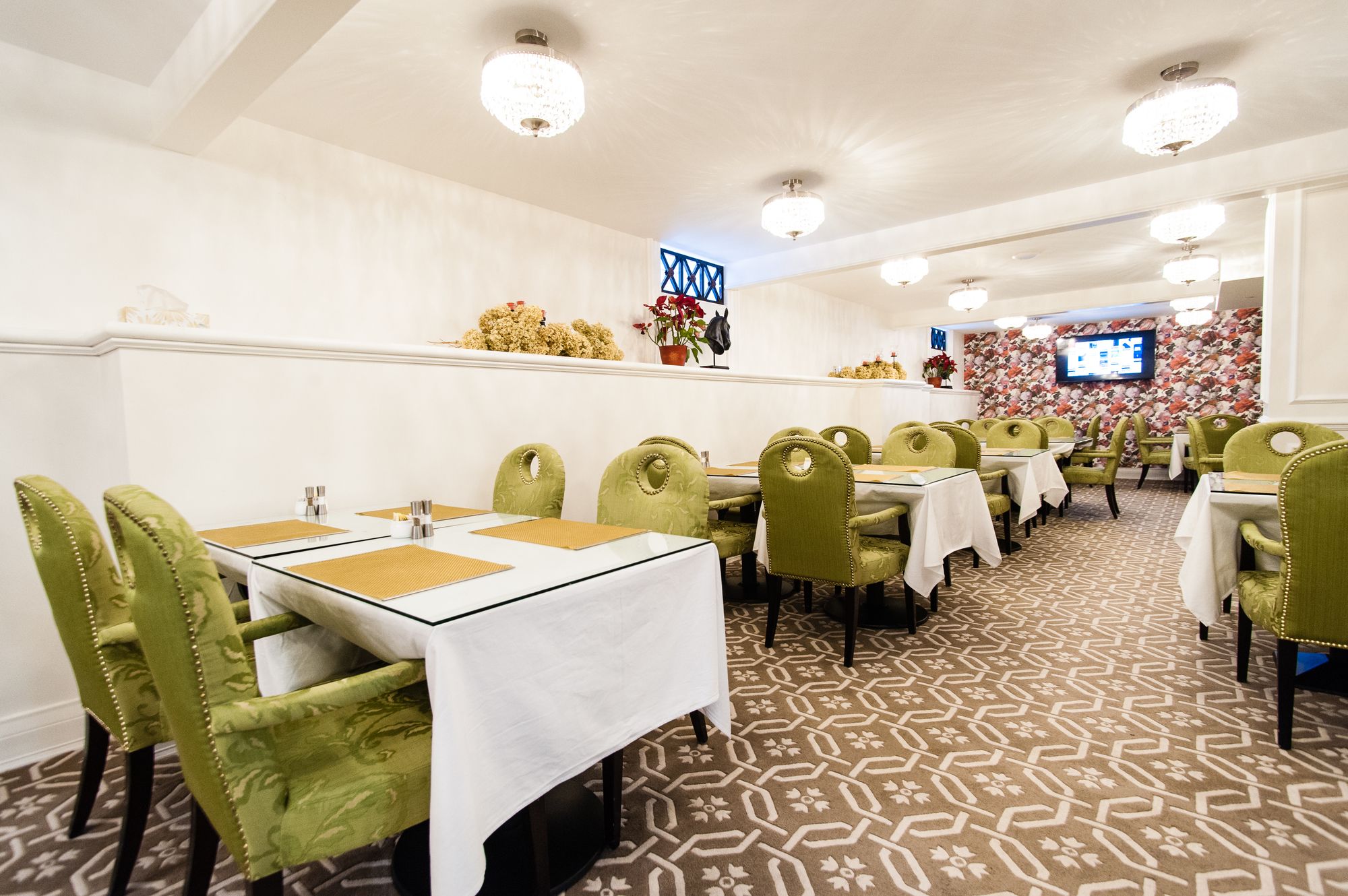 Sydney Boutique Inn & Suites