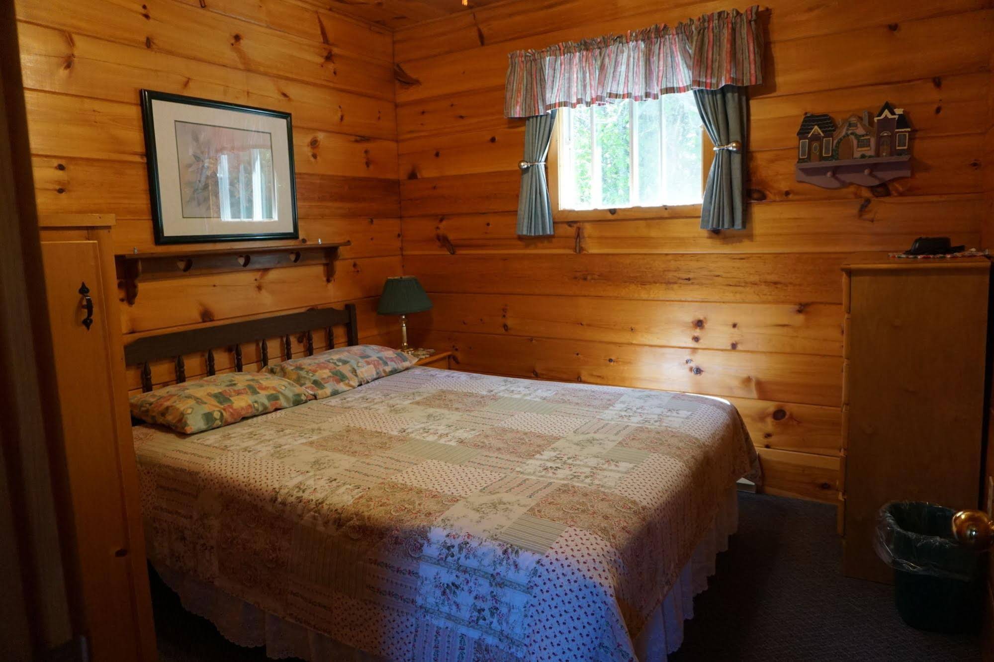 Meadowview Cottages