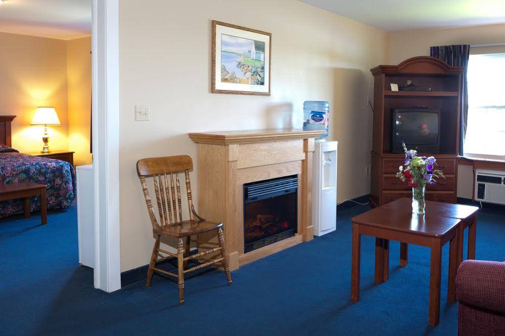Inn at the Pier