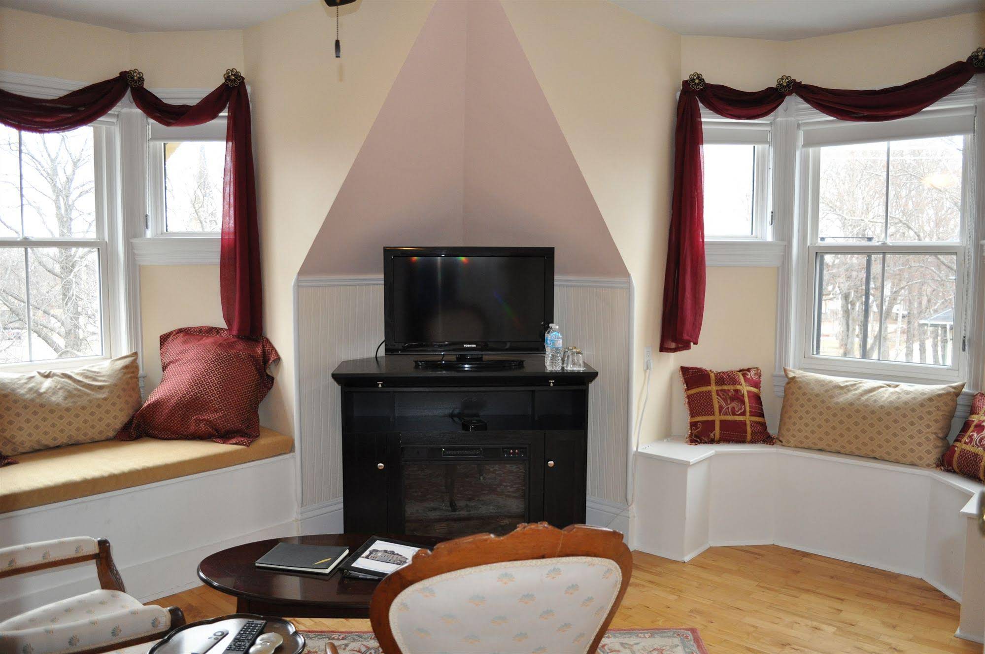 Summerside Inn Bed and Breakfast