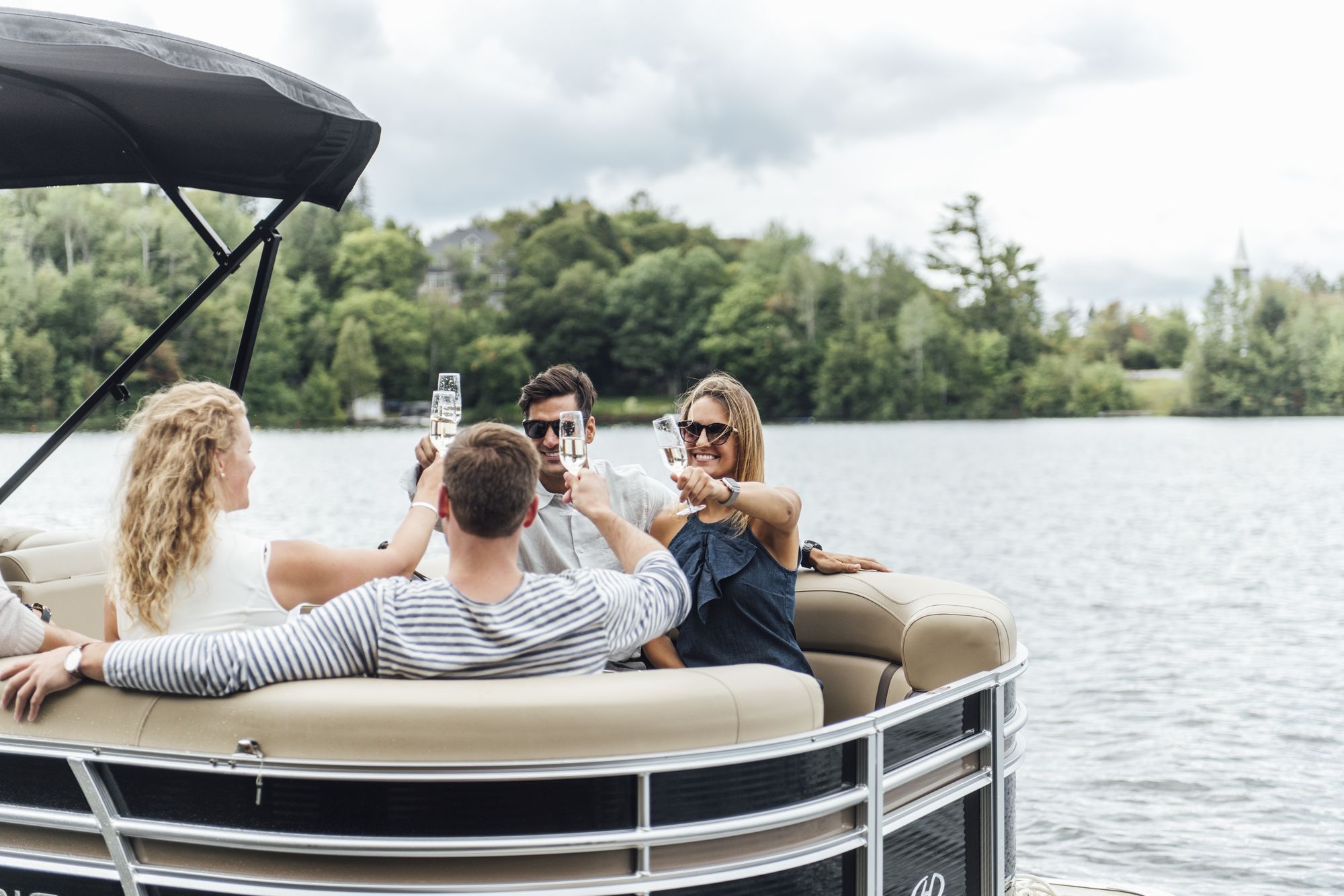 Entourage sur-le-Lac