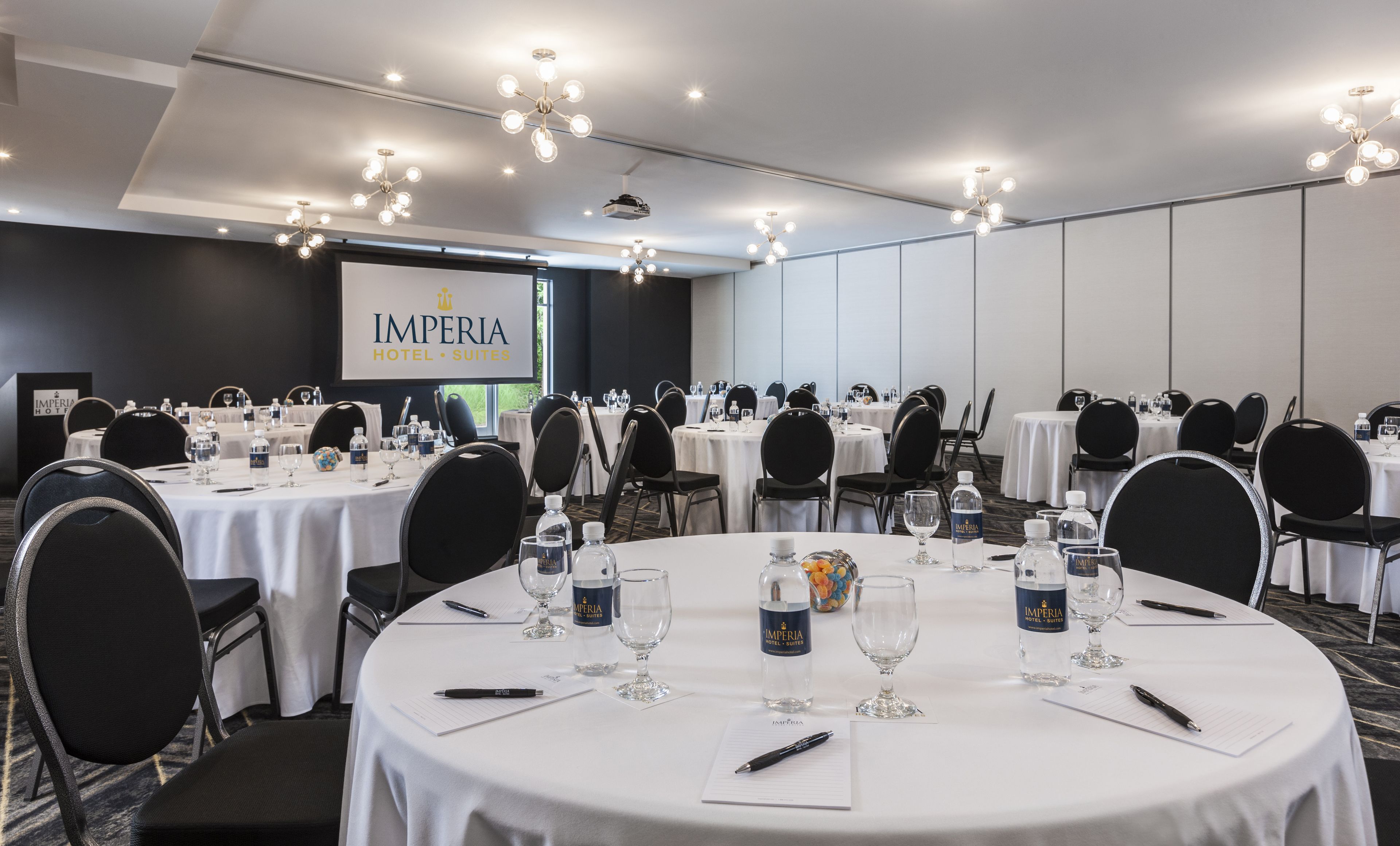 Imperia Hotel Suites Boucherville