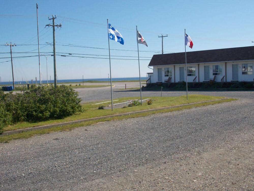 Le Pirate Motel & Camping