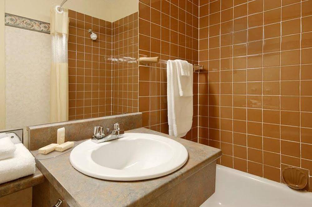 Hotel Cowansville
