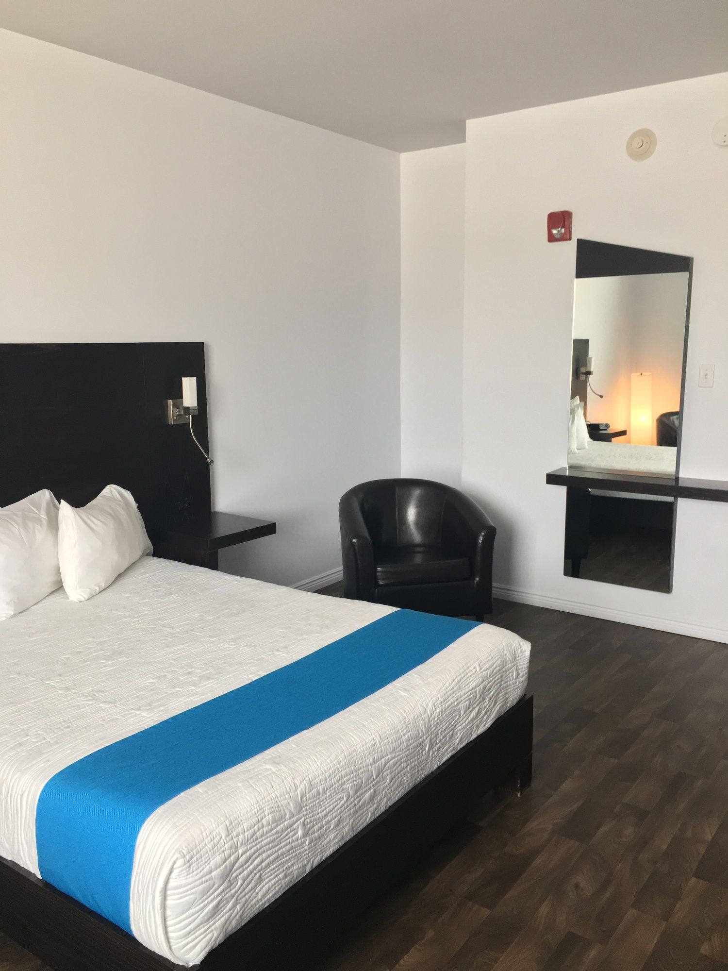 Hotel 1212