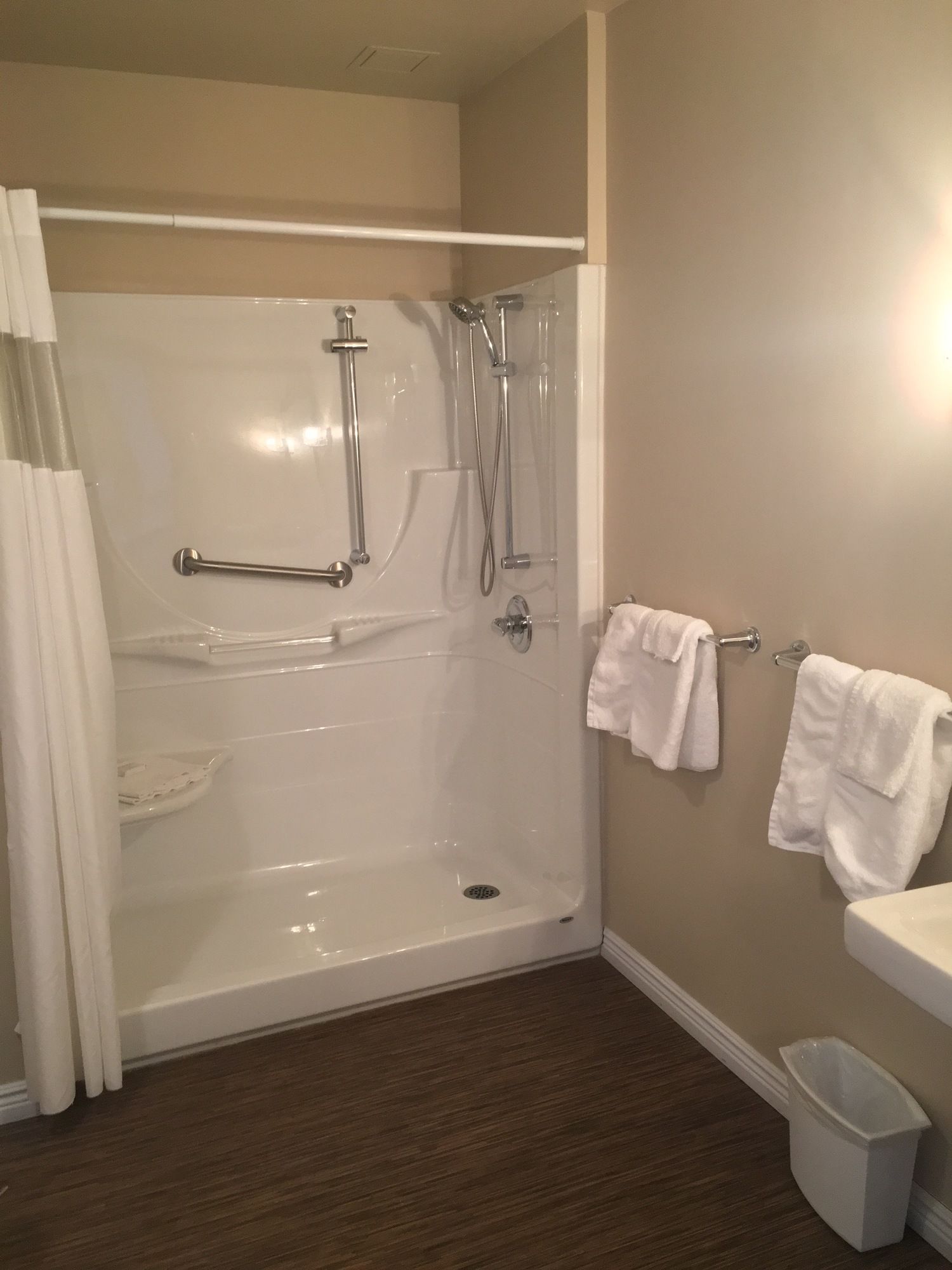 Hotel 1212