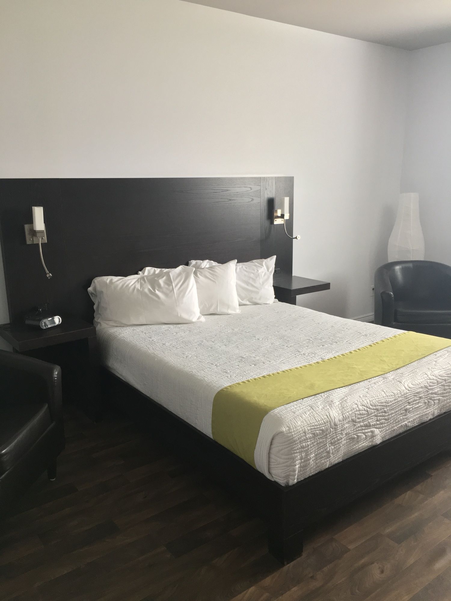 Hotel 1212