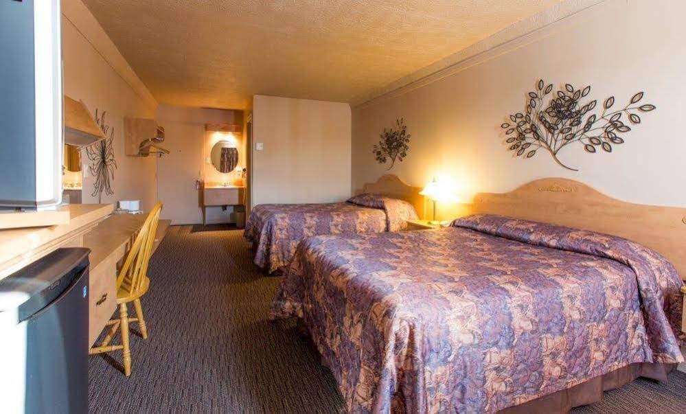 Travelodge by Wyndham Drummondville