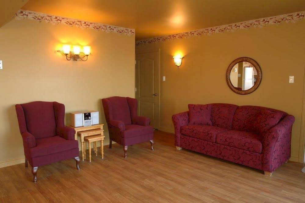 Travelodge by Wyndham Drummondville
