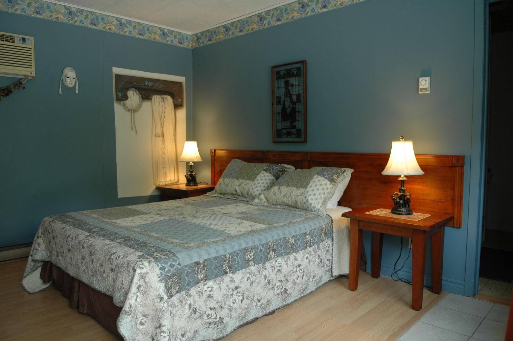 Motel du Village