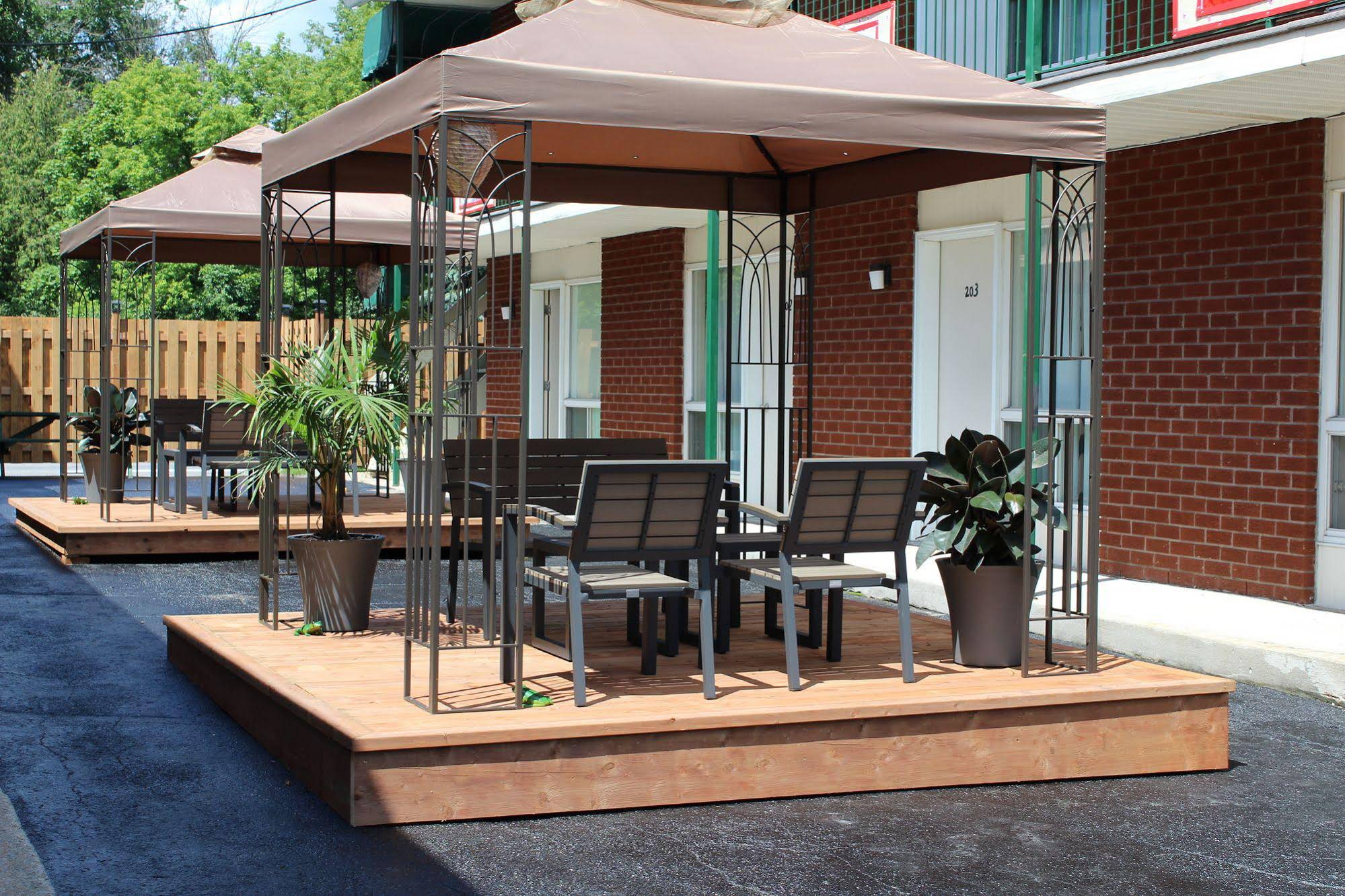 Motel Du Parc