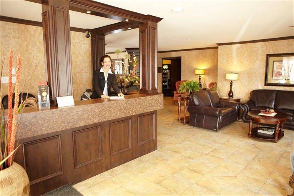 Monte Cristo Hotel & Suites