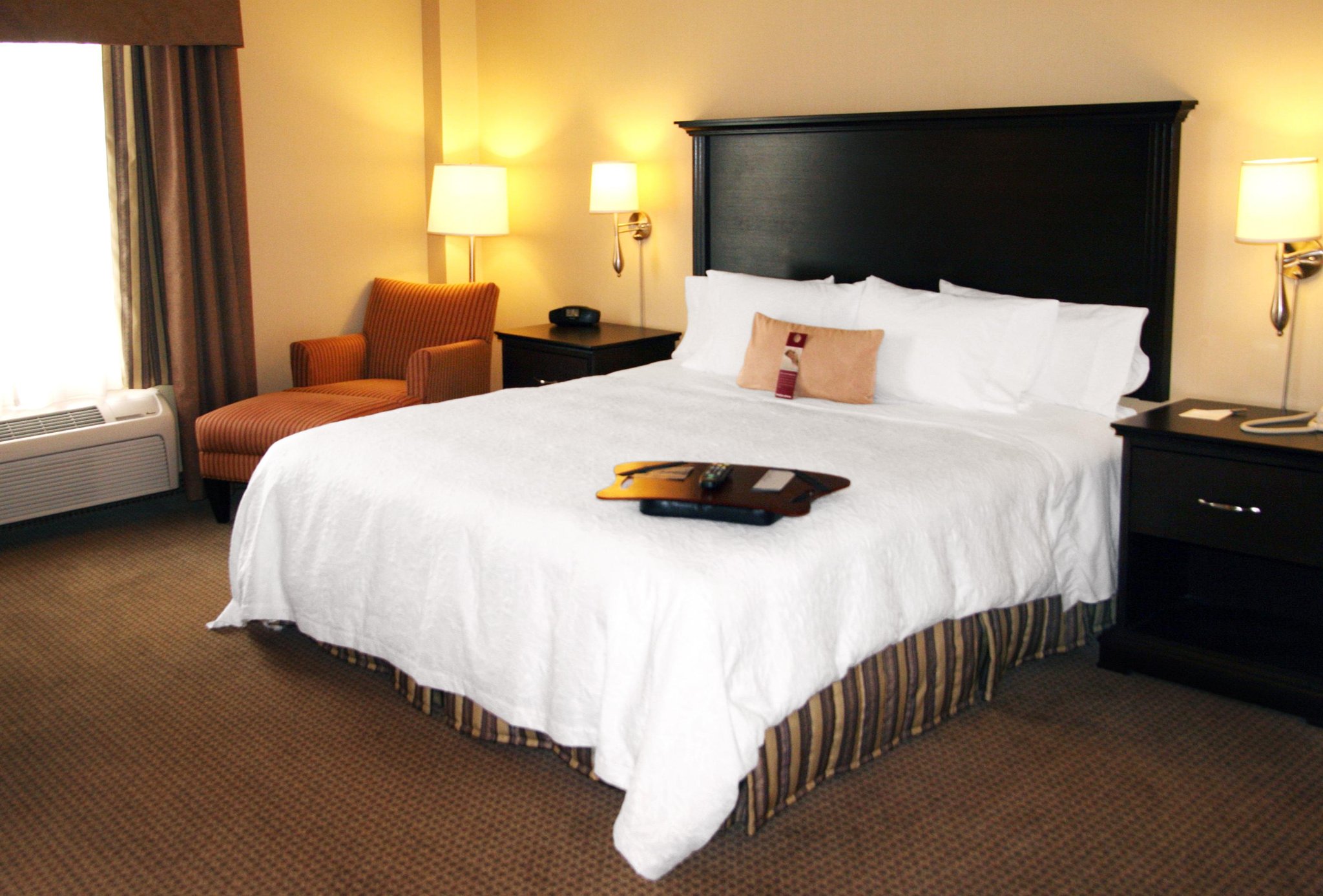 Hampton Inn & Suites Laval Quebec