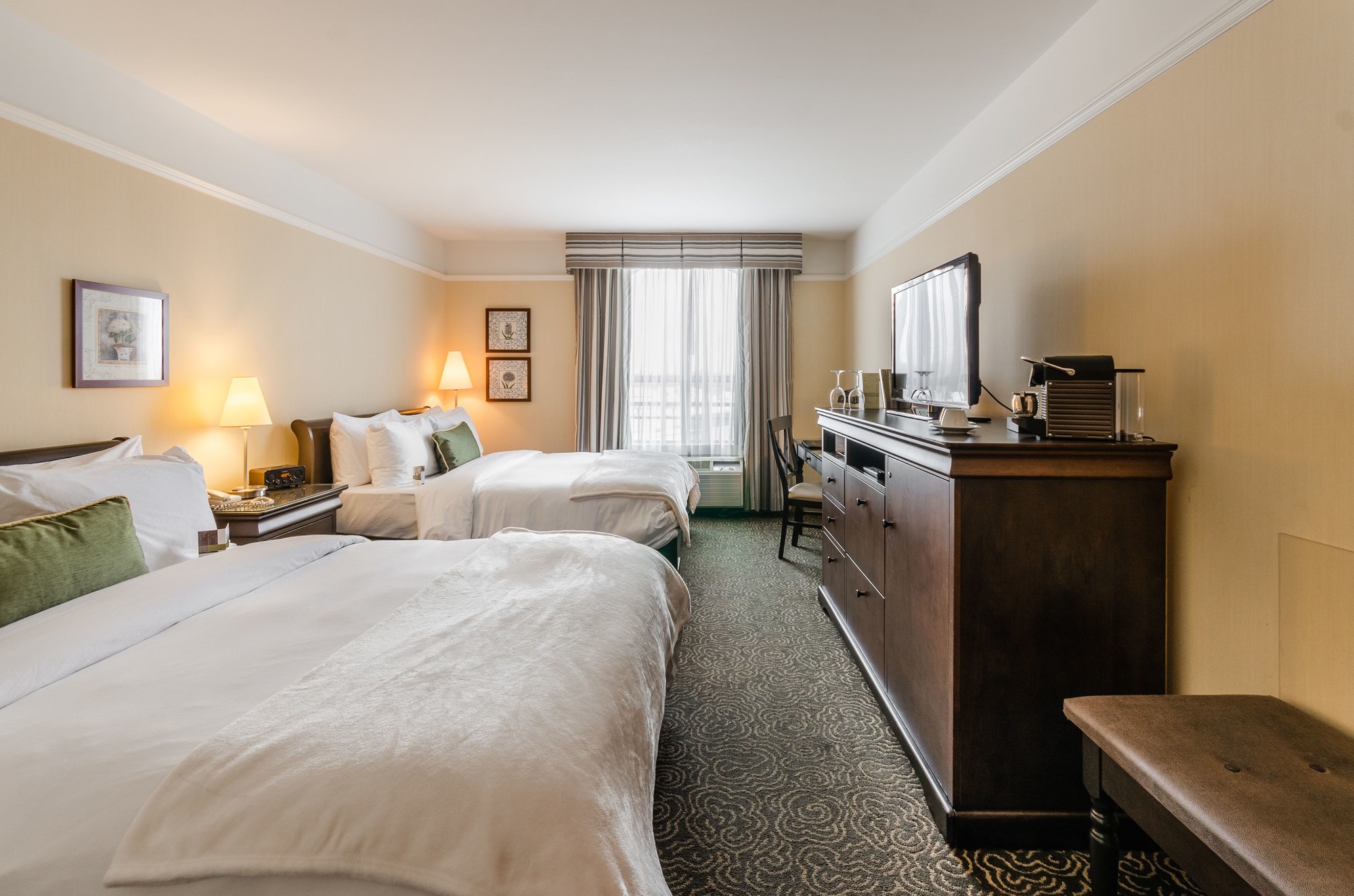 Le Saint Martin Hotel & Suites