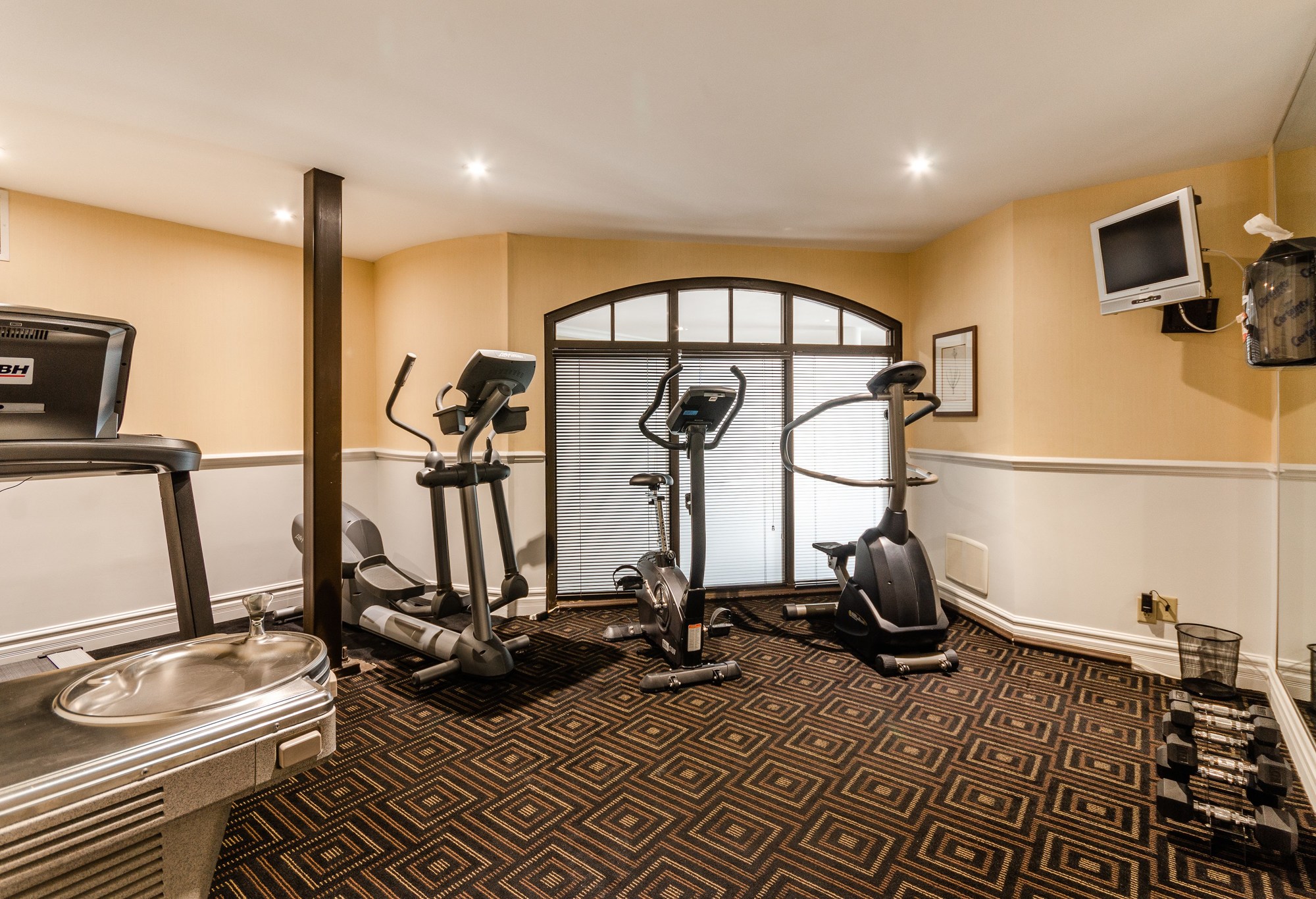 Le Saint Martin Hotel & Suites