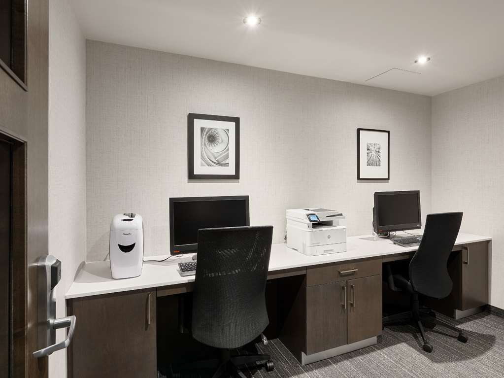 Hampton Inn & Suites by Hilton Quebec City /Saint-Romuald
