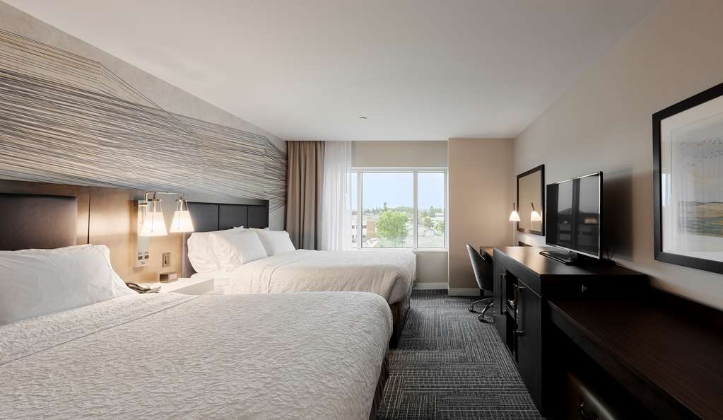 Hampton Inn & Suites by Hilton Quebec City /Saint-Romuald