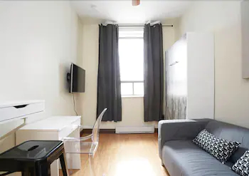 Destination Stays Montreal Downtown