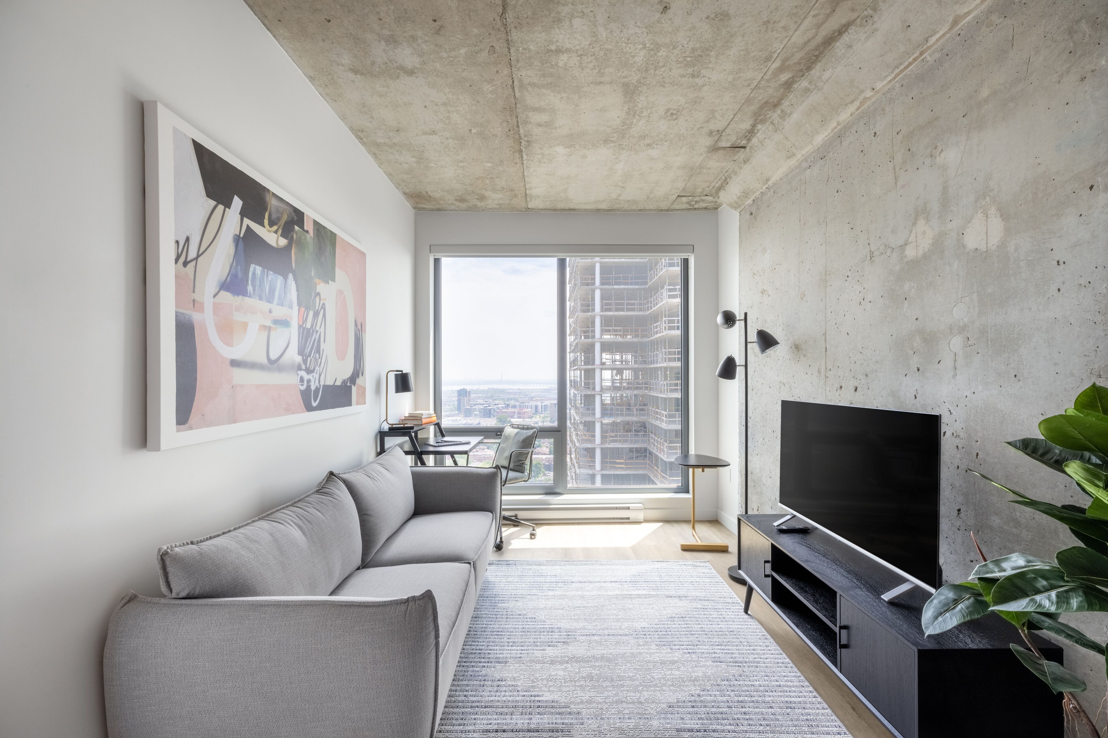 Elegant Studios and Apartments Montreal