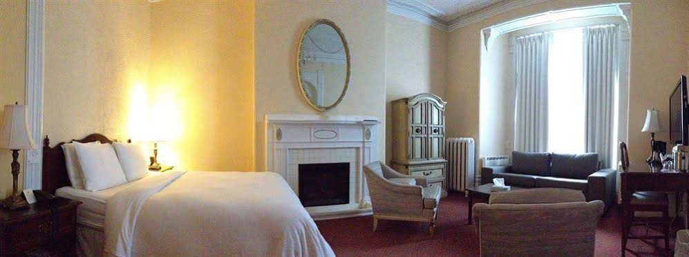 Hotel Ambrose