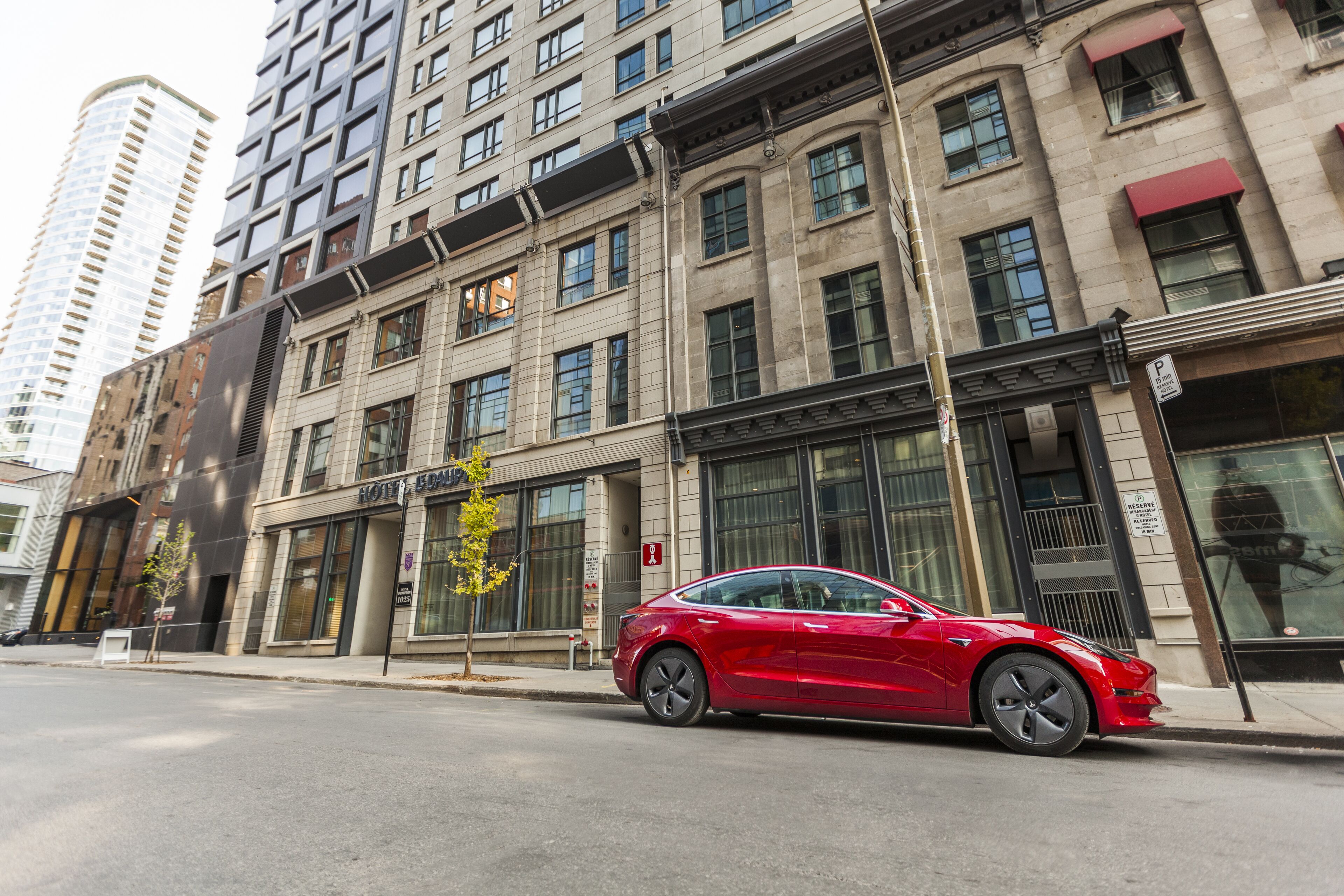 Hotel Le Dauphin Montreal Centre-Ville