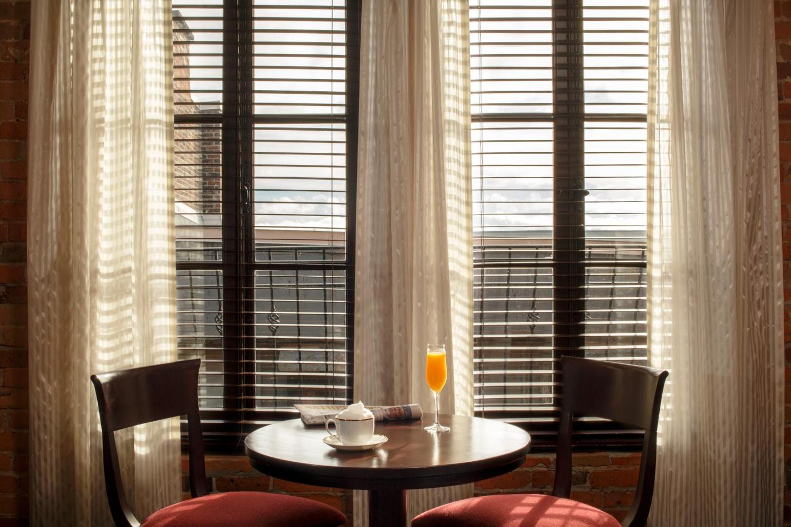 Hotel Nelligan