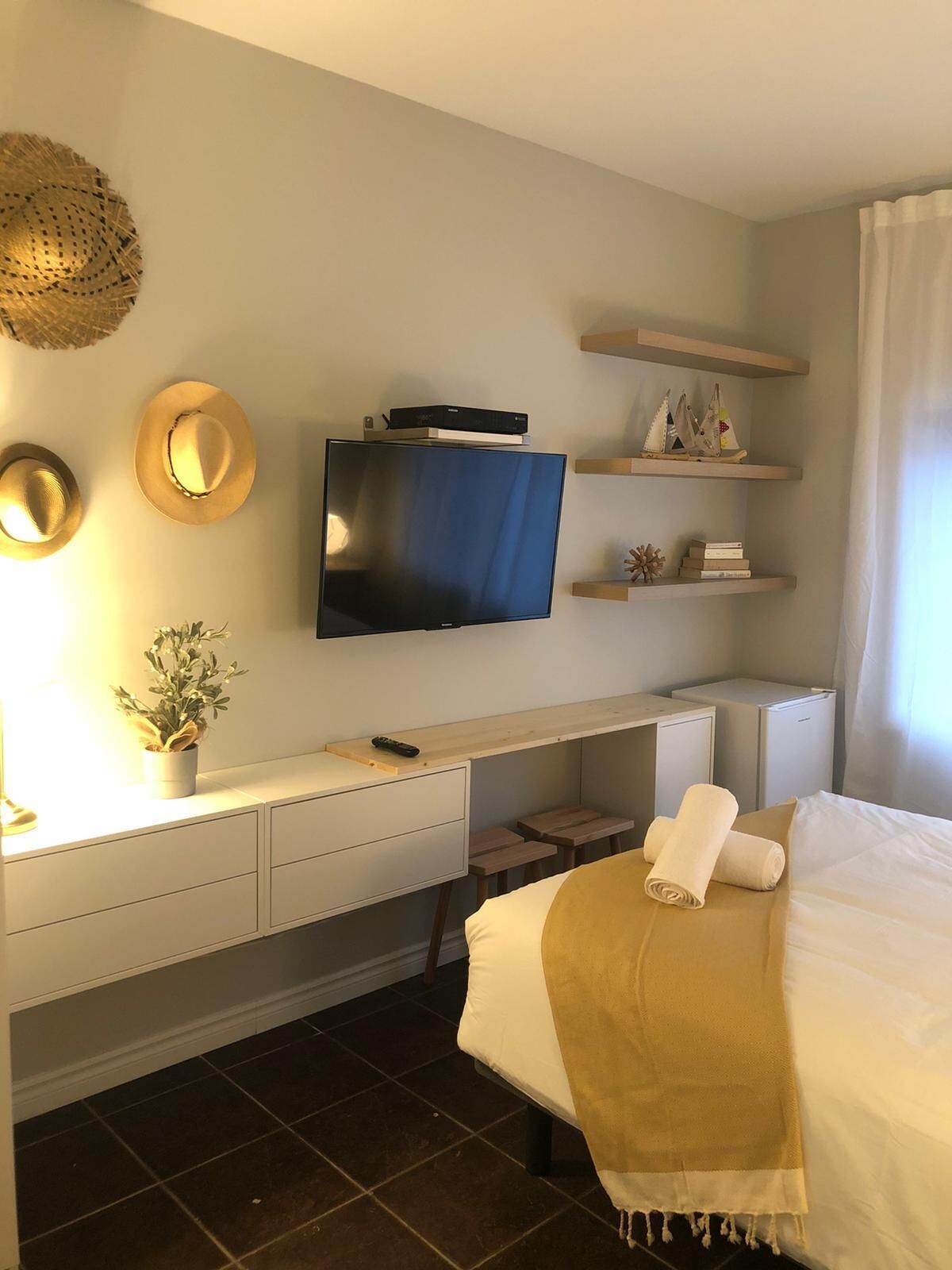 Hotel Rosemont
