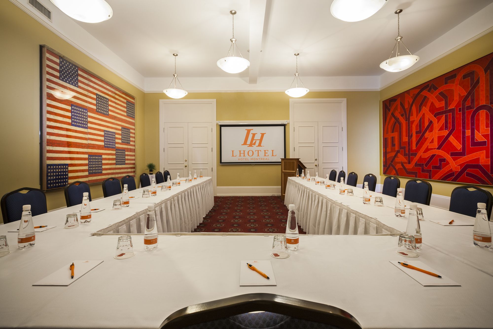 L'Hotel