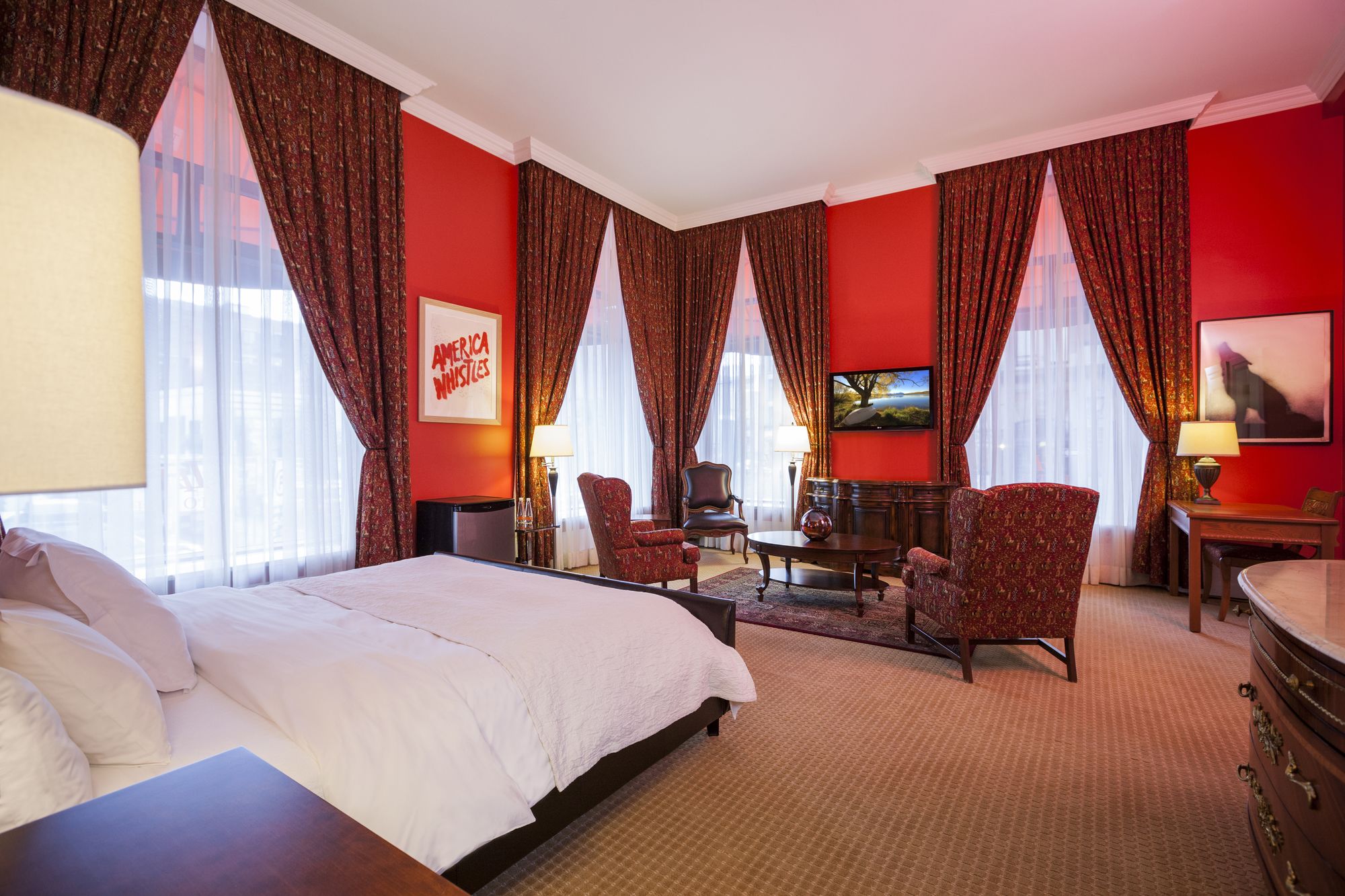 L'Hotel