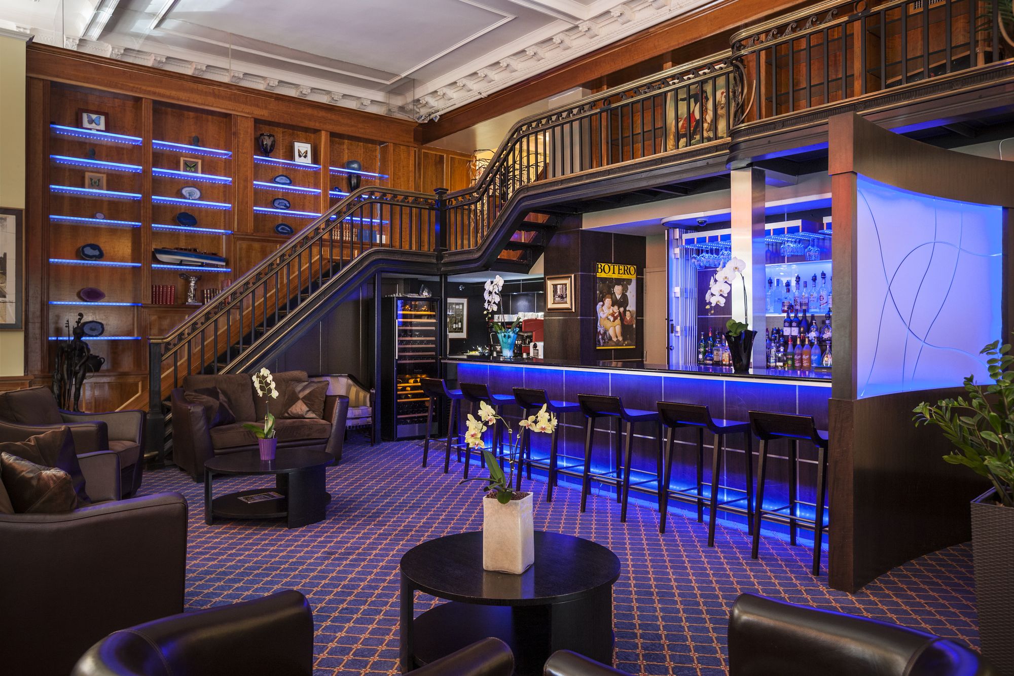 L'Hotel