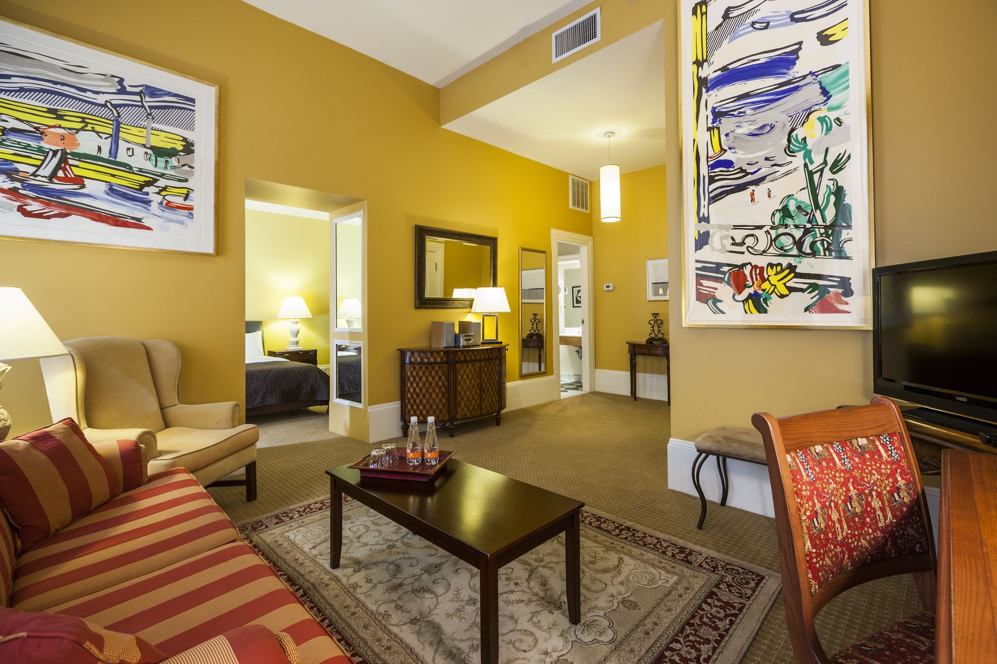 L'Hotel