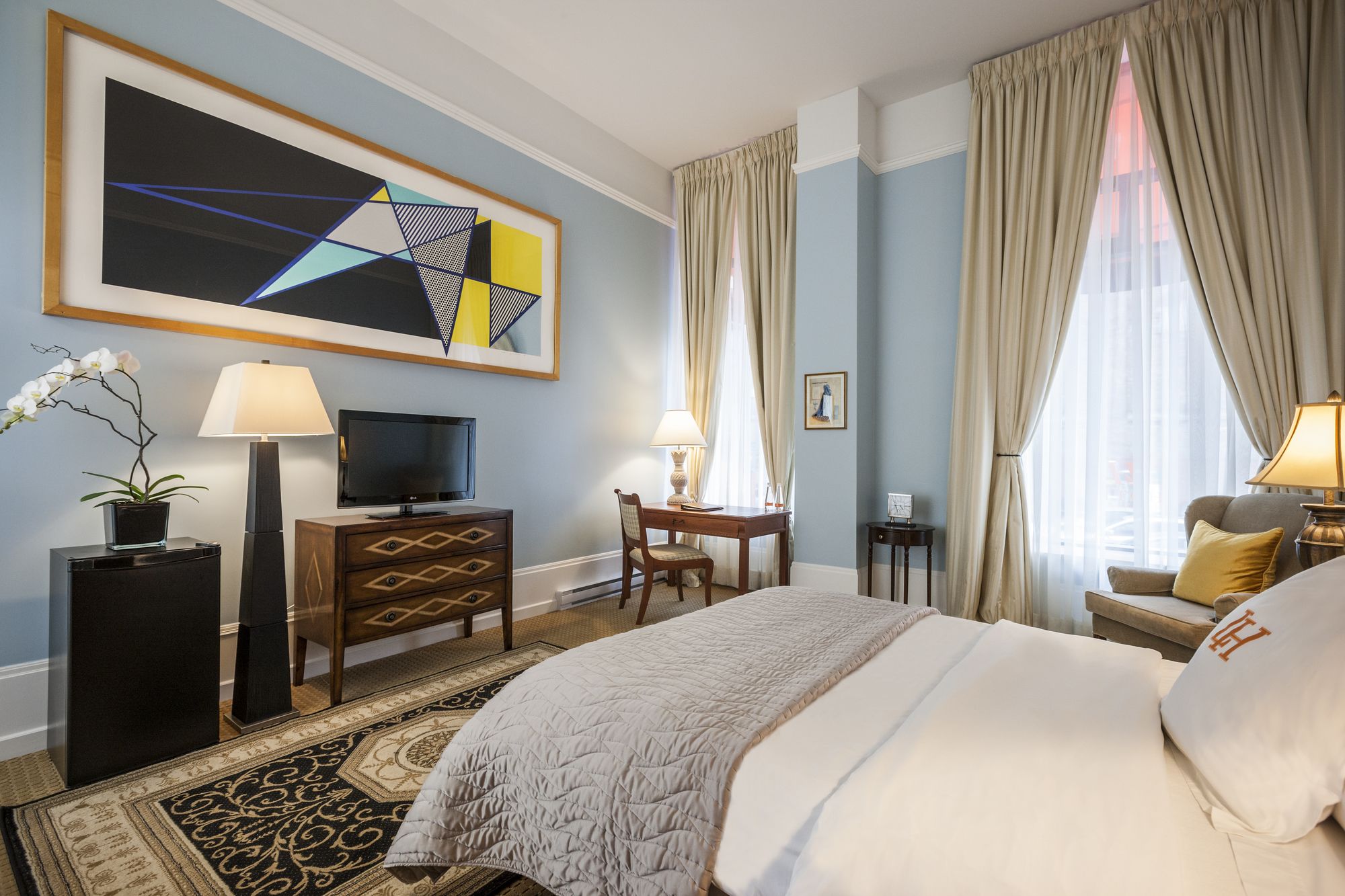 L'Hotel