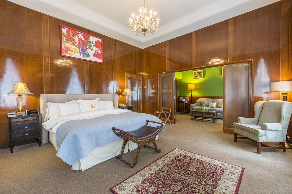 L'Hotel