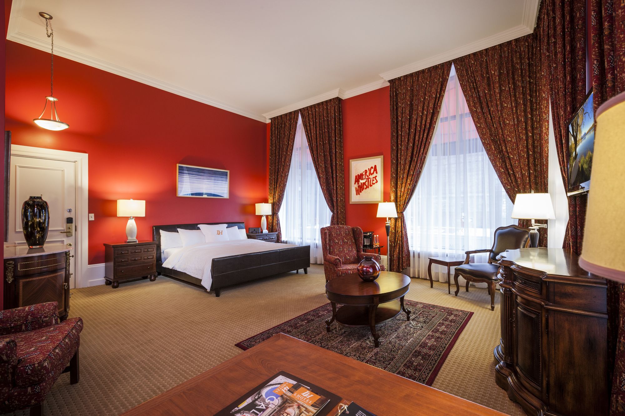 L'Hotel