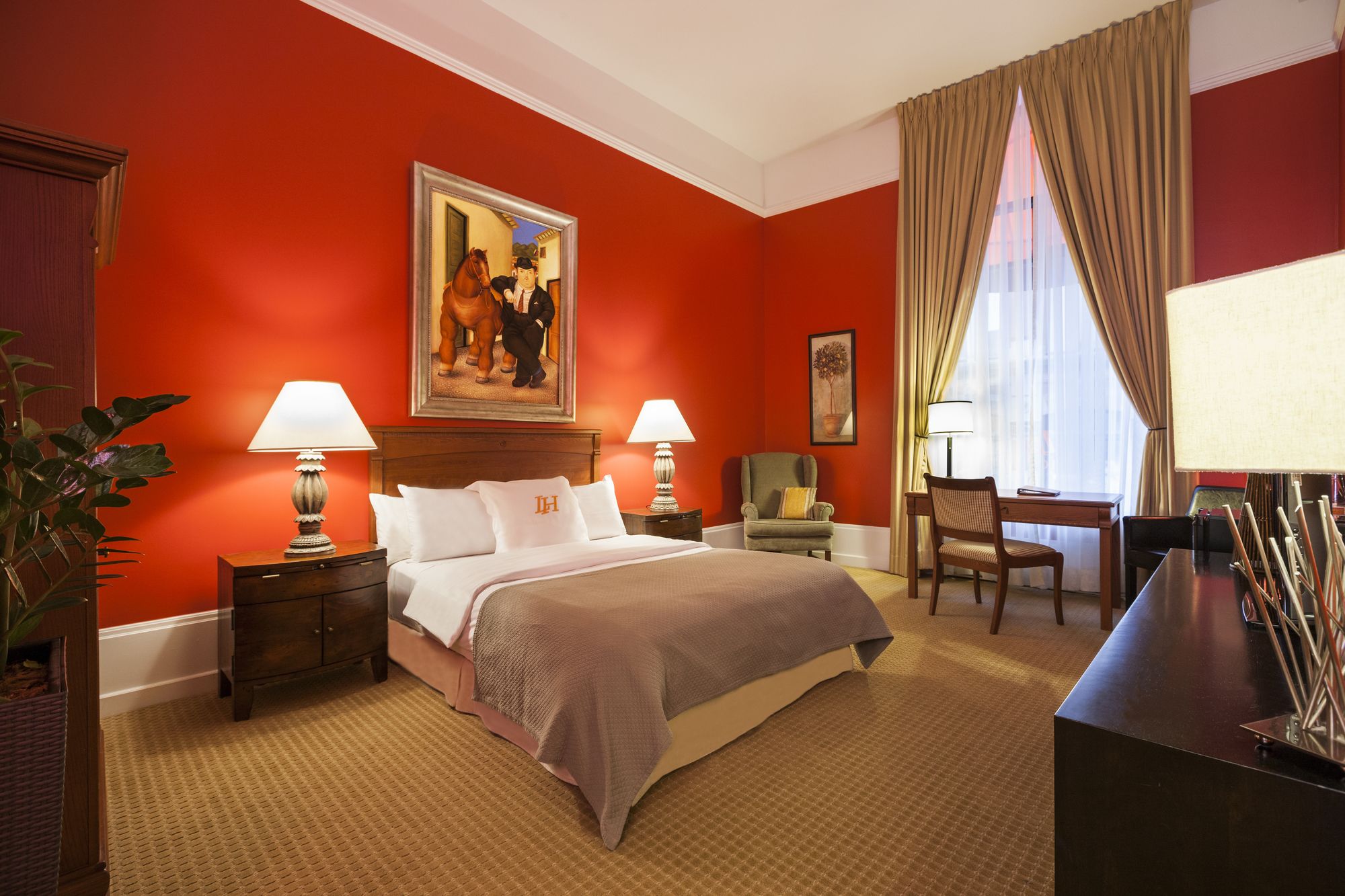 L'Hotel