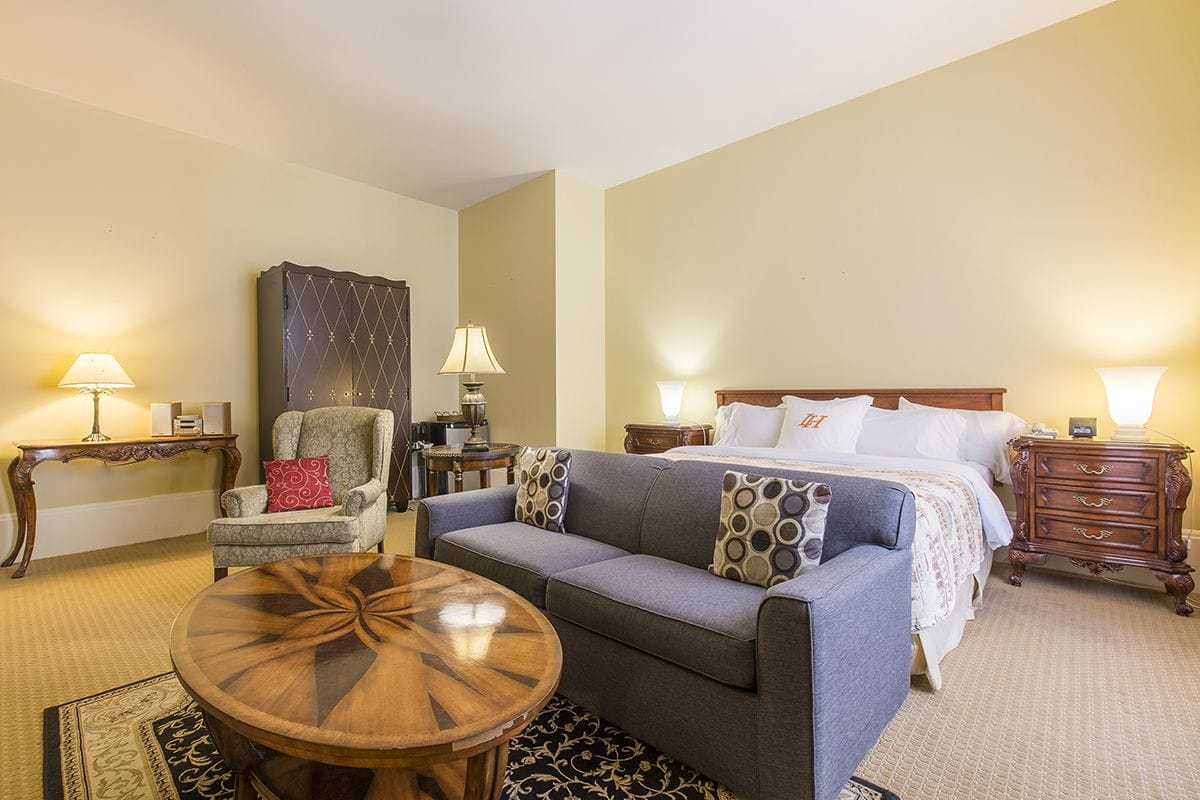 L'Hotel