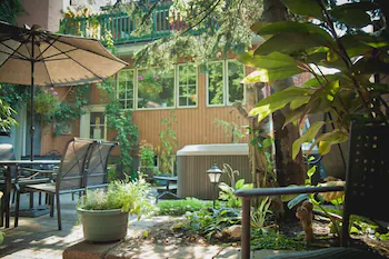 Maison des Jardins B&B