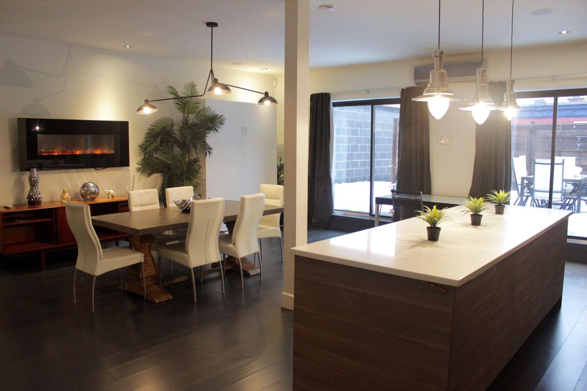 MtlVacationRentals - MTL ZOO
