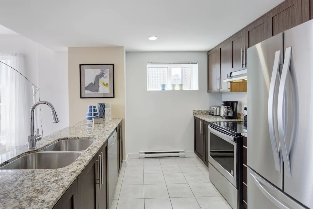 Palais-des-Congrès Furnished Suites by Hometrotting